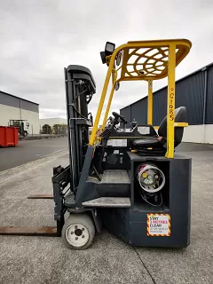 Used equipment: Combilift CB3000