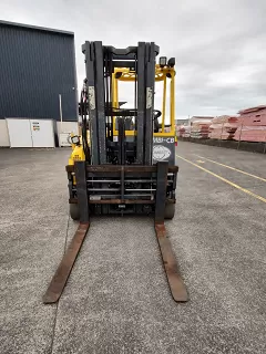 Used equipment: Combilift CB3000